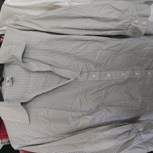 Worthington Black and White Casual Button Down Shirt